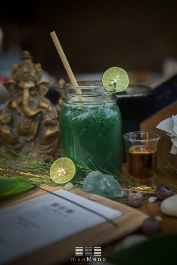 Maomeno Yoga Gili Meno
